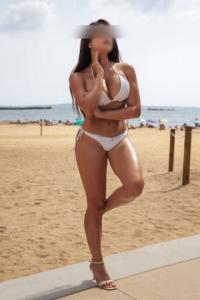 633368811: Chica busca chico en Sevilla