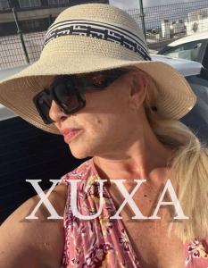 663652284: Chica busca chico en Cantabria