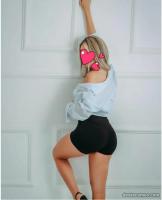 613511723: Chica busca chico en Sevilla