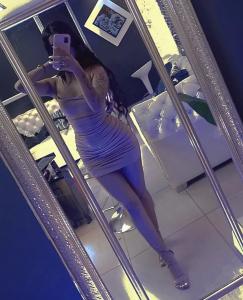 Chica busca chico en Cantabria: 