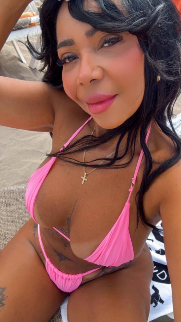 Chica busca chico en Tenerife: 