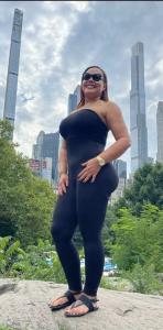 604387252: Chica busca chico en Gerona