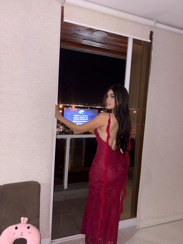 642734101: Chica busca chico en La Coruña