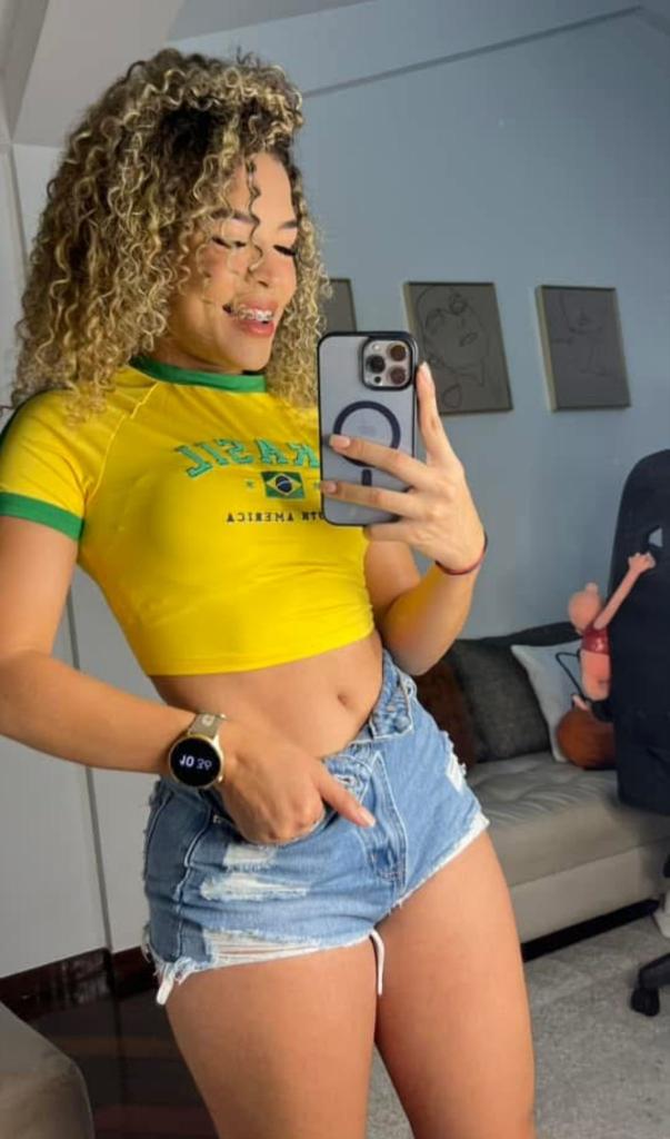 Chica busca chico en Almería: 