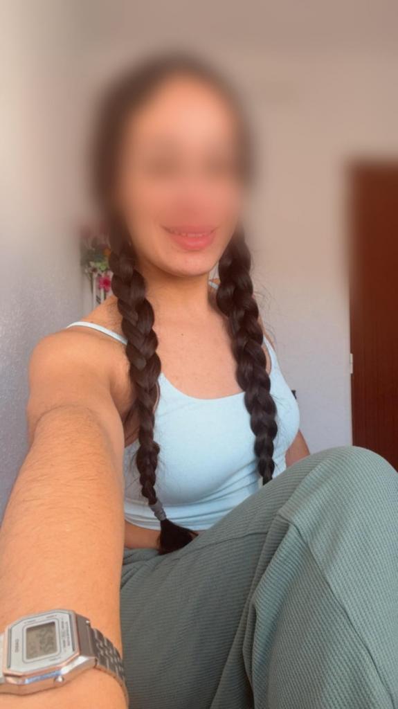 Chica busca chico en Tarragona: Chica busca chico