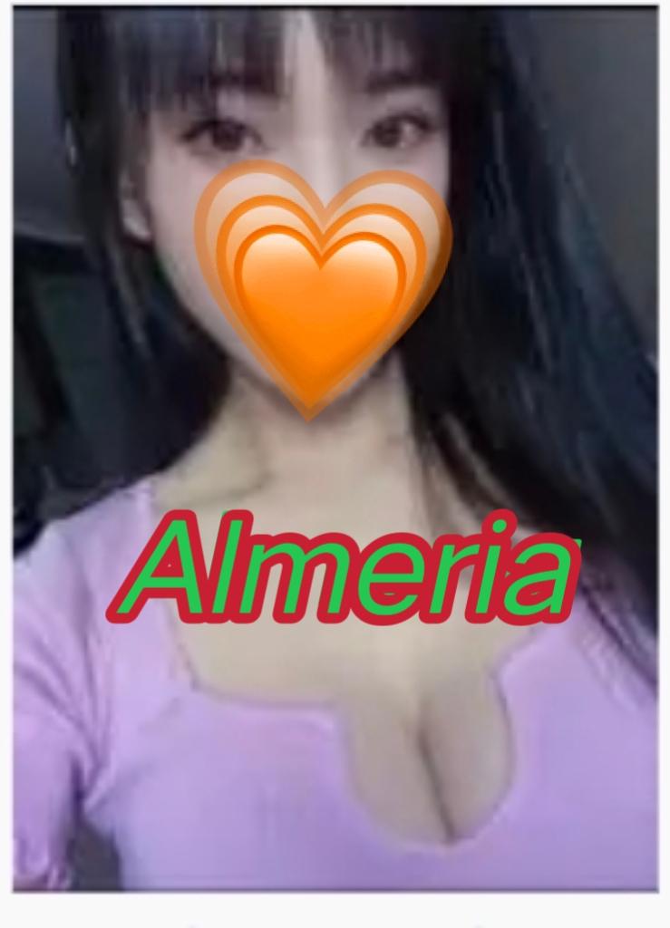 Chica busca chico en Almería: 