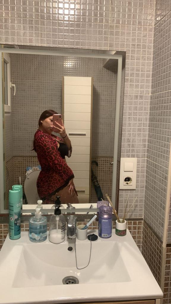 603176439: Chica busca chico en Murcia