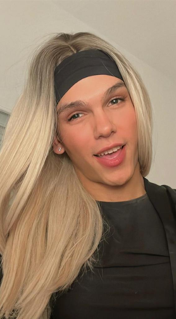 614471504: Transexual en Granada