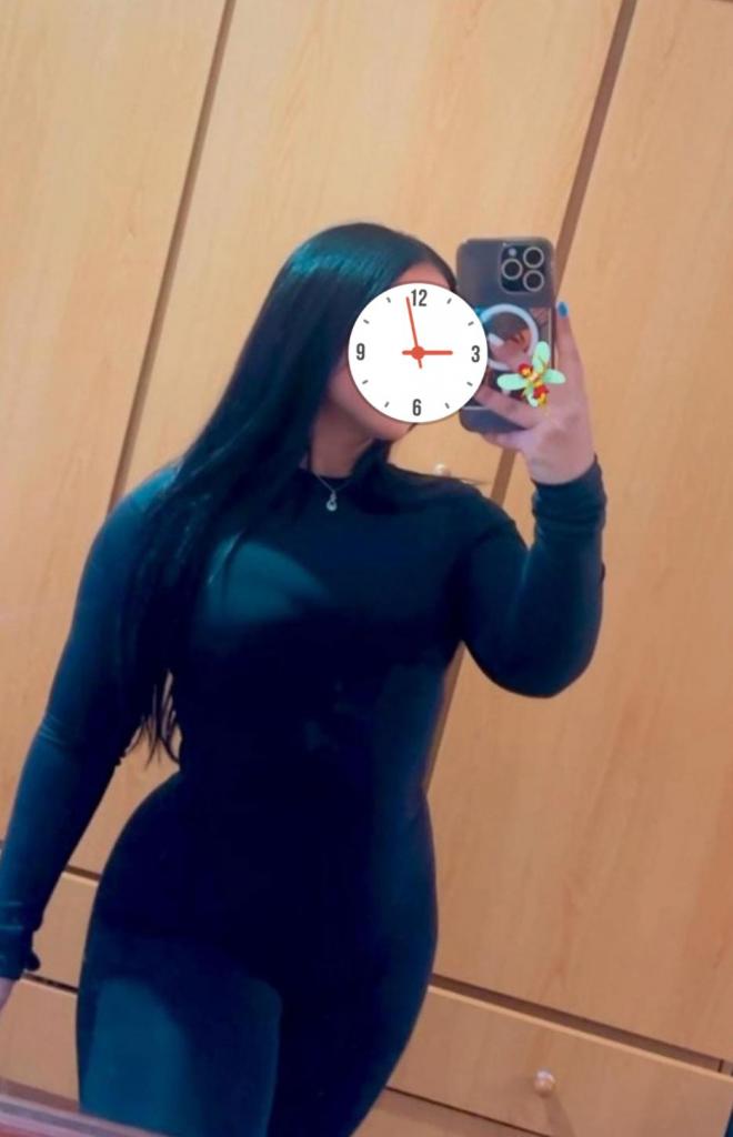 Chica busca chico en Almería: 