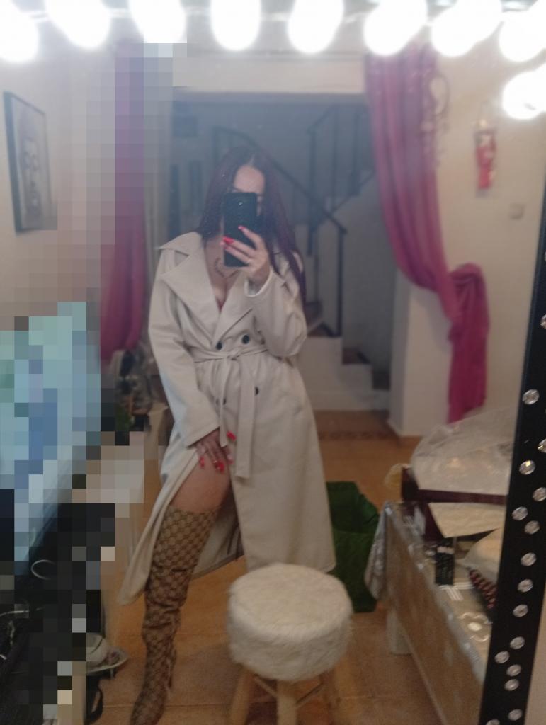 Chica busca chico en Cádiz: 