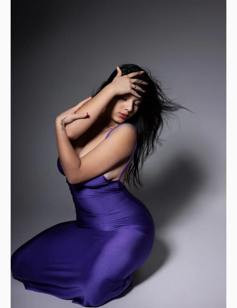 692123321: Chica busca chico en Ibiza