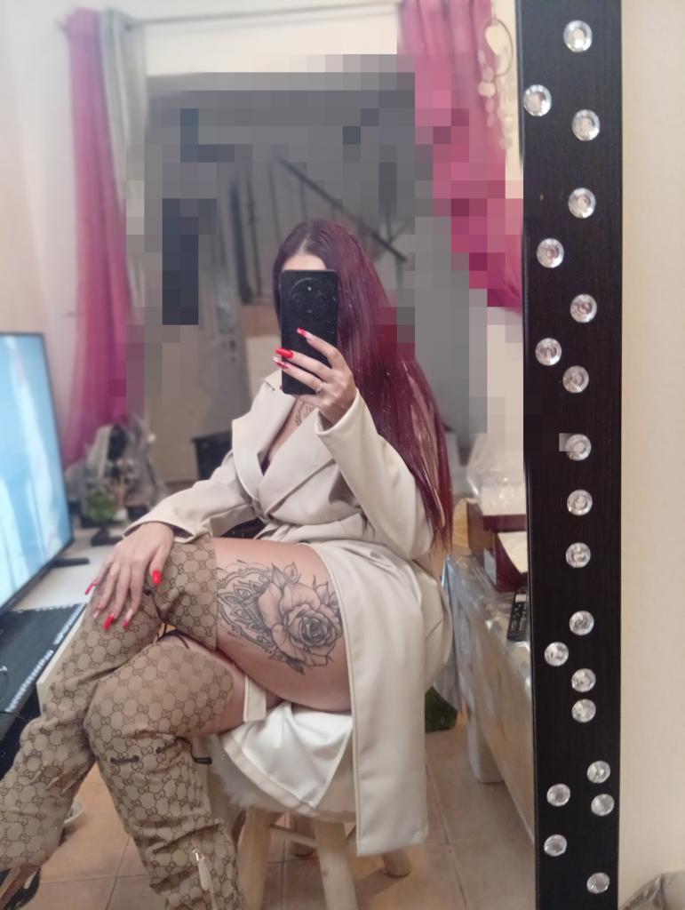 Chica busca chico en Cádiz: 