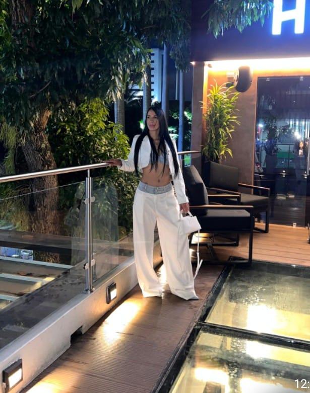 641432241: Chica busca chico en Sevilla