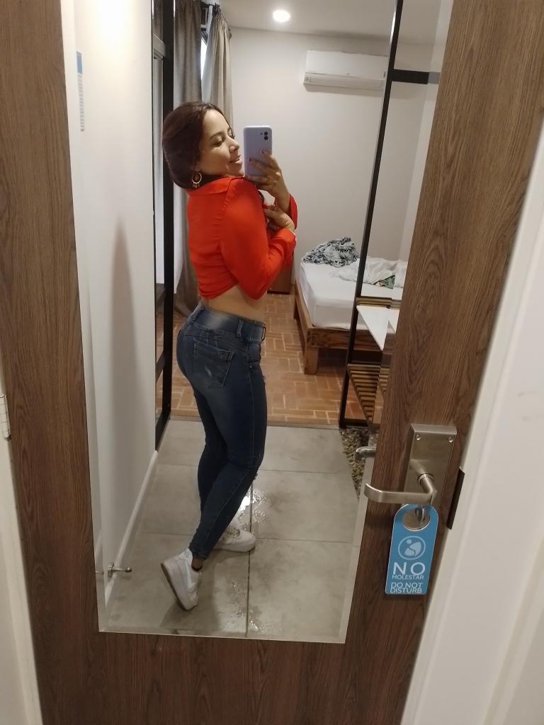 Chica busca chico en Alicante: 