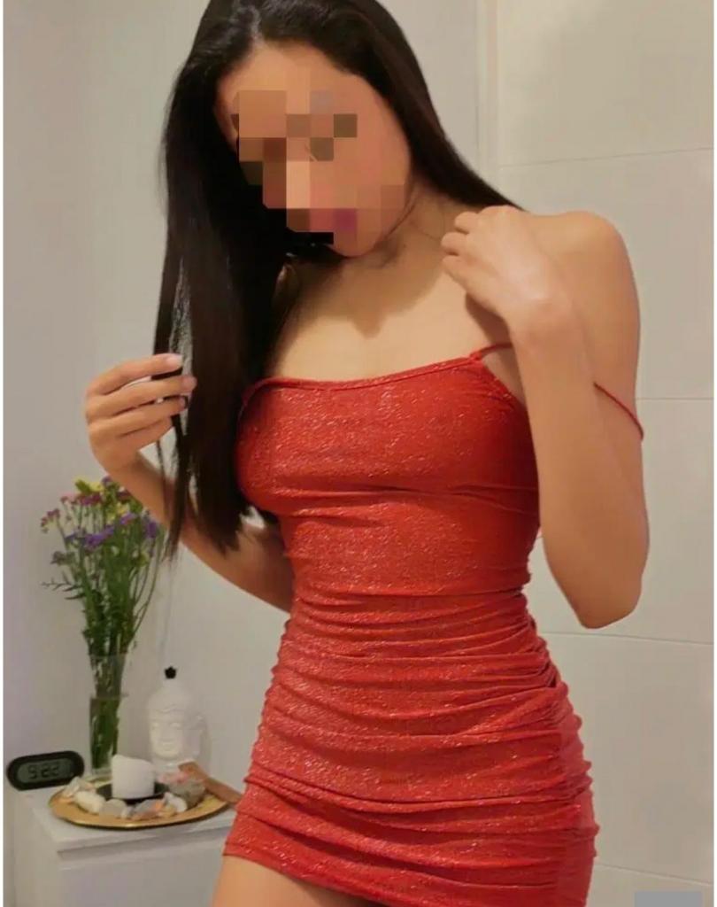 613735772: Chica busca chico en Madrid