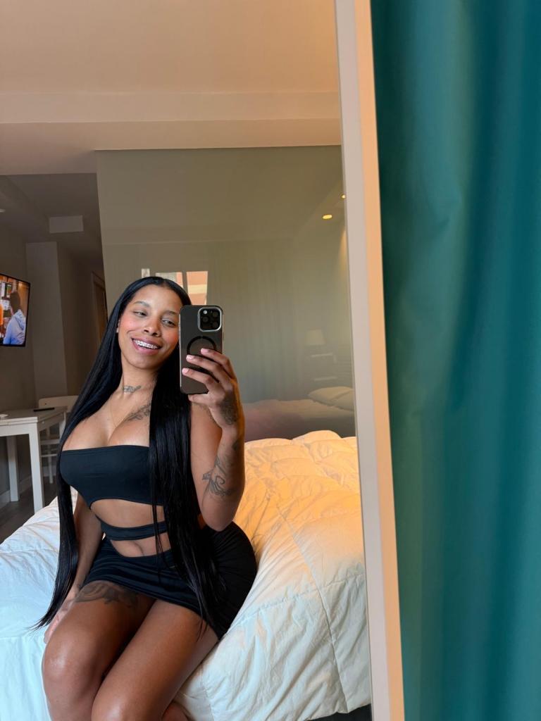 Chica busca chico en Tenerife: 