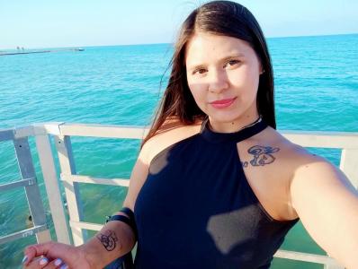 631942983: Chica busca chico en Alicante