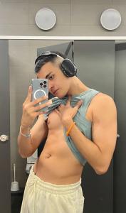 672550510: Chico busca chica en Málaga