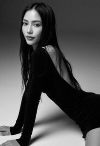 670864211: Chica busca chico en Málaga