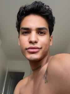 600029977: Chico busca chica en Las Palmas