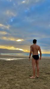 642161060: Chico busca chica en Las Palmas