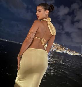 604195677: Chica busca chico en Orense