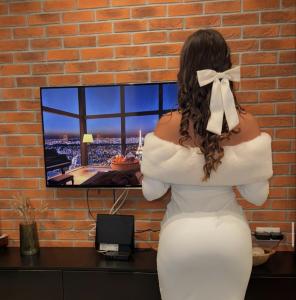 604195677: Chica busca chico en Orense