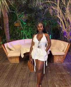 627384571: Chica busca chico en Murcia