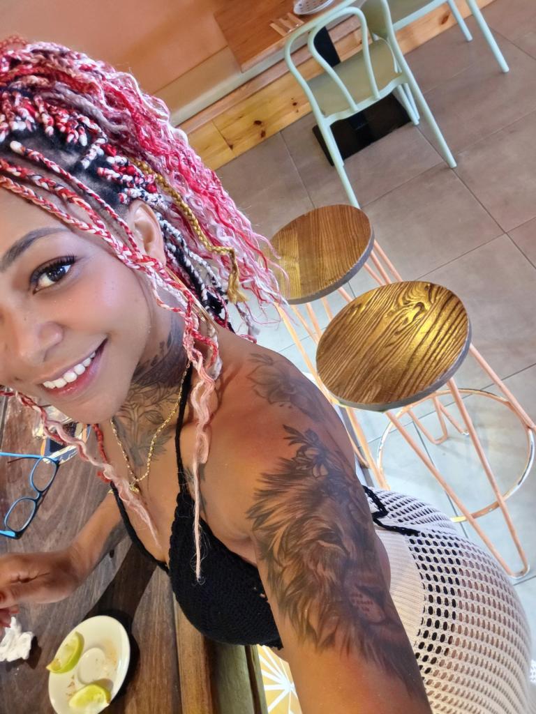 666299210: Chica busca chico en Ibiza