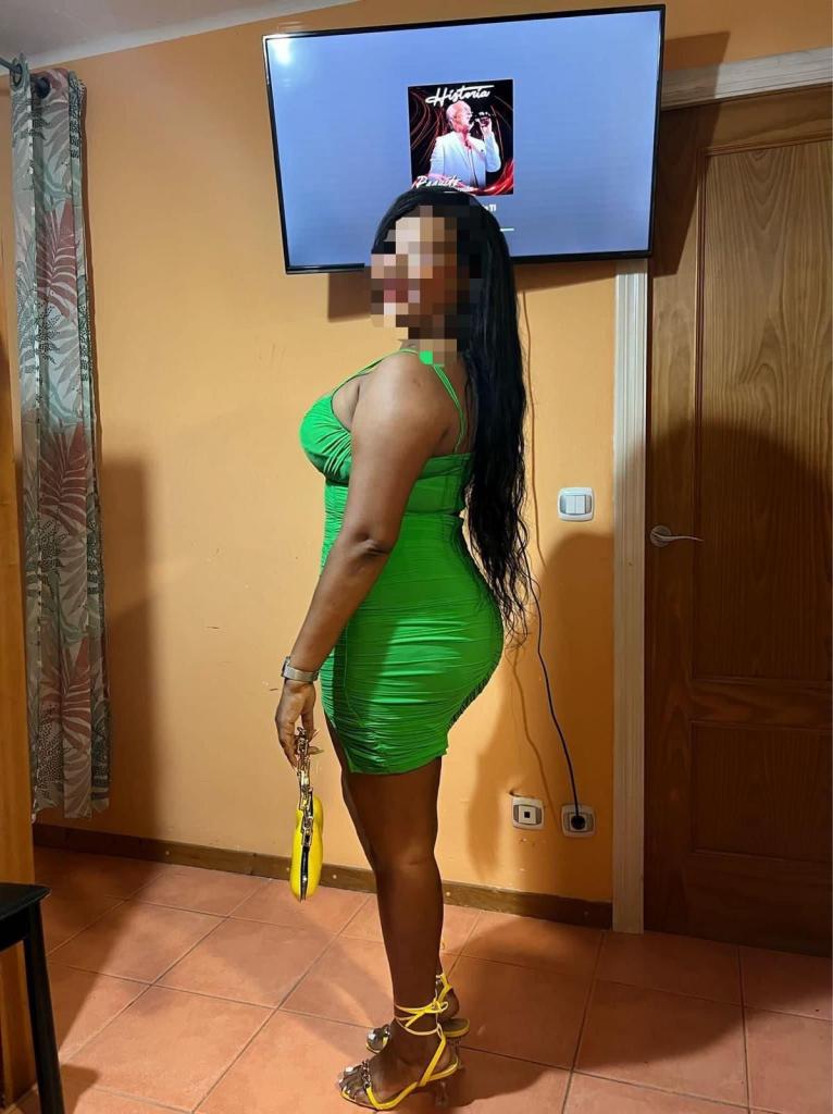 632780955: Chica busca chico en Zaragoza