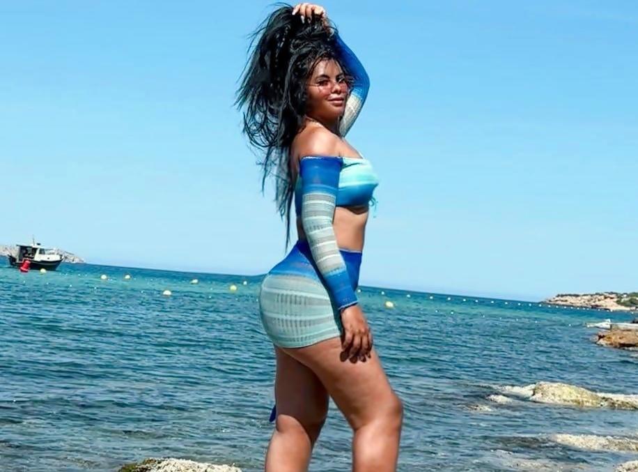 Chica busca chico en Ibiza: 