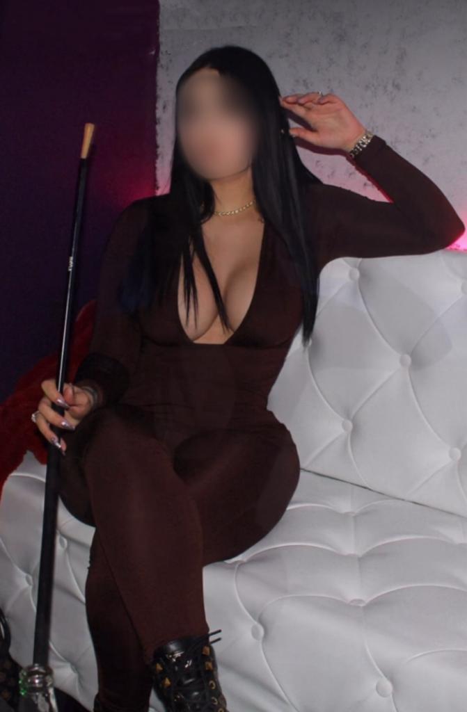 Chica busca chico en León: 