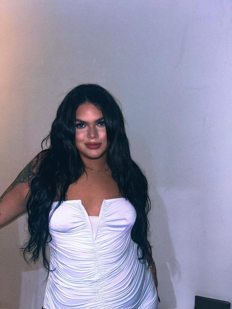 Chica busca chico en Tenerife: 