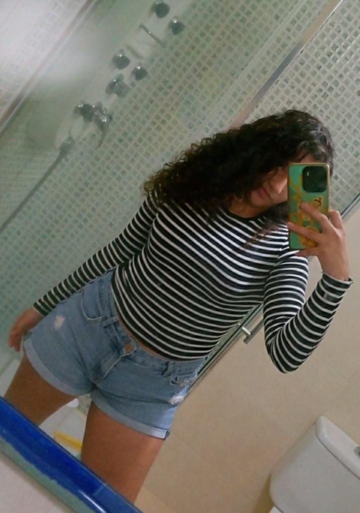 742080426: Chica busca chico en Pontevedra