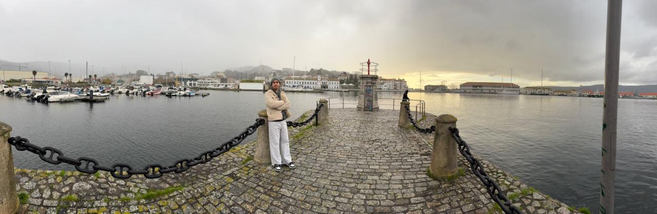 610427800: Chico busca chica en Pontevedra