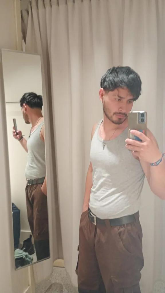 610427800: Chico busca chica en Pontevedra