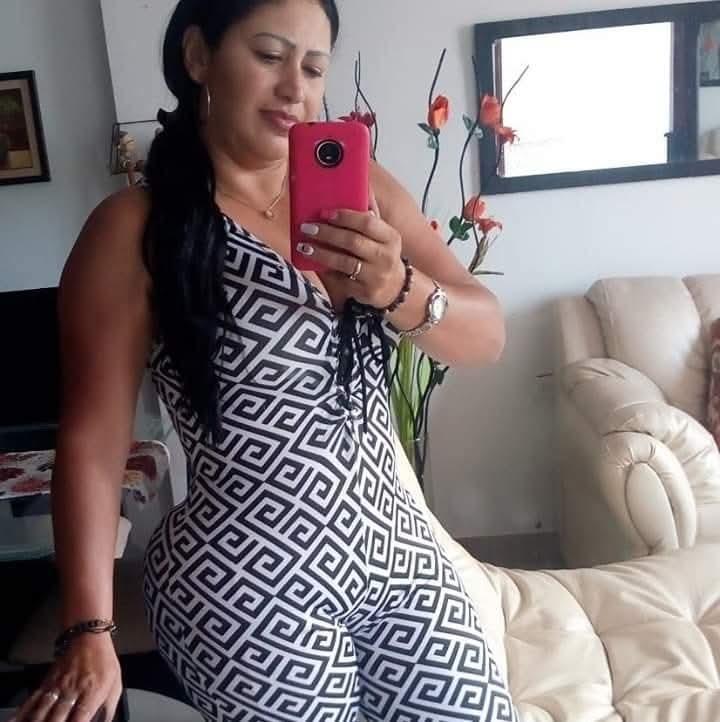 Chica busca chico en Pontevedra: 