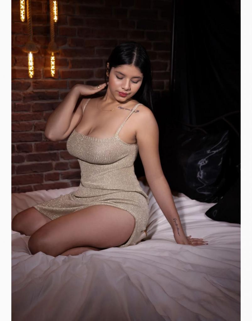 Chica busca chico en Ibiza: 