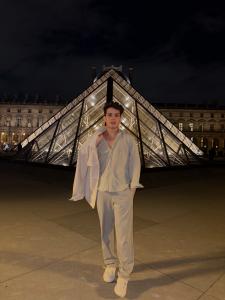 662257153: Chico busca chica en Madrid