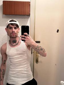 Chico busca chica en Barcelona: 