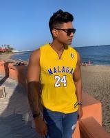 638068445: Chico busca chica en Málaga