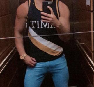 Chico busca chica en León: 