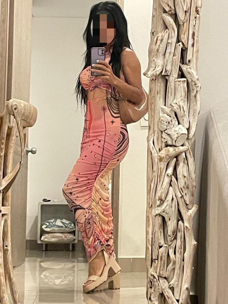 611338757: Chica busca chico en Almería