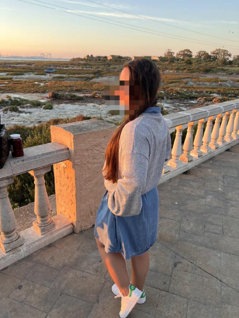 Chica busca chico en Cádiz: 