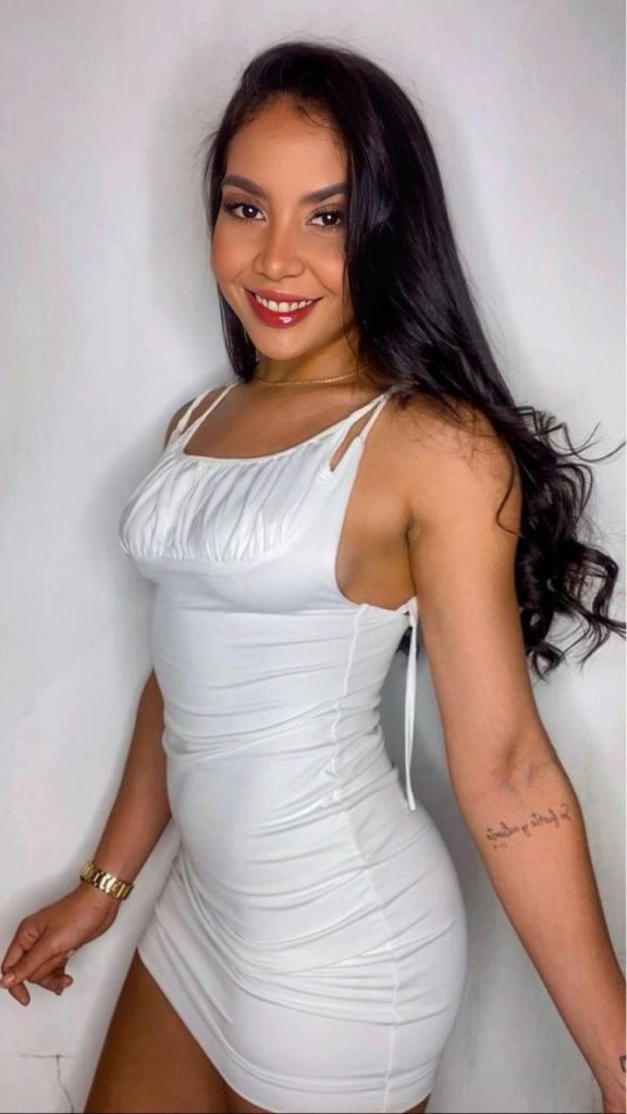 Chica busca chico en Tenerife: 