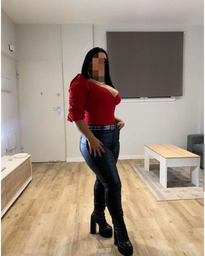 611230541: Chica busca chico en Murcia