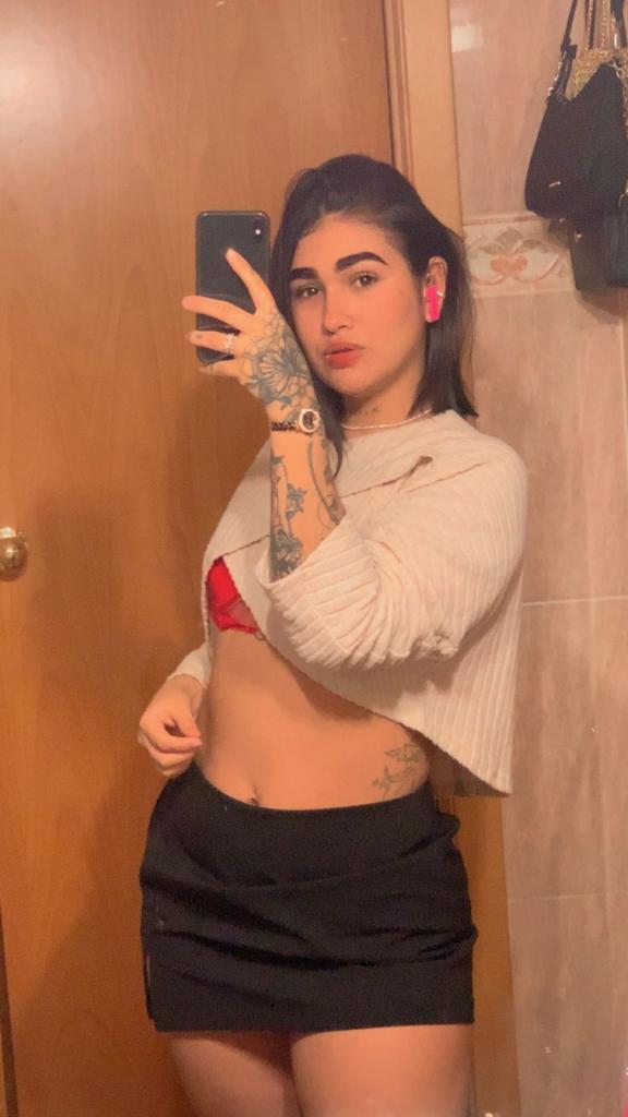 613936906: Chica busca chico en Almería