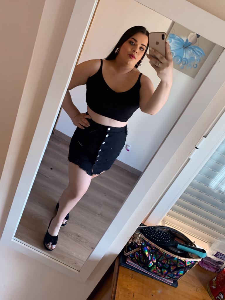 623344845: Transexual en León