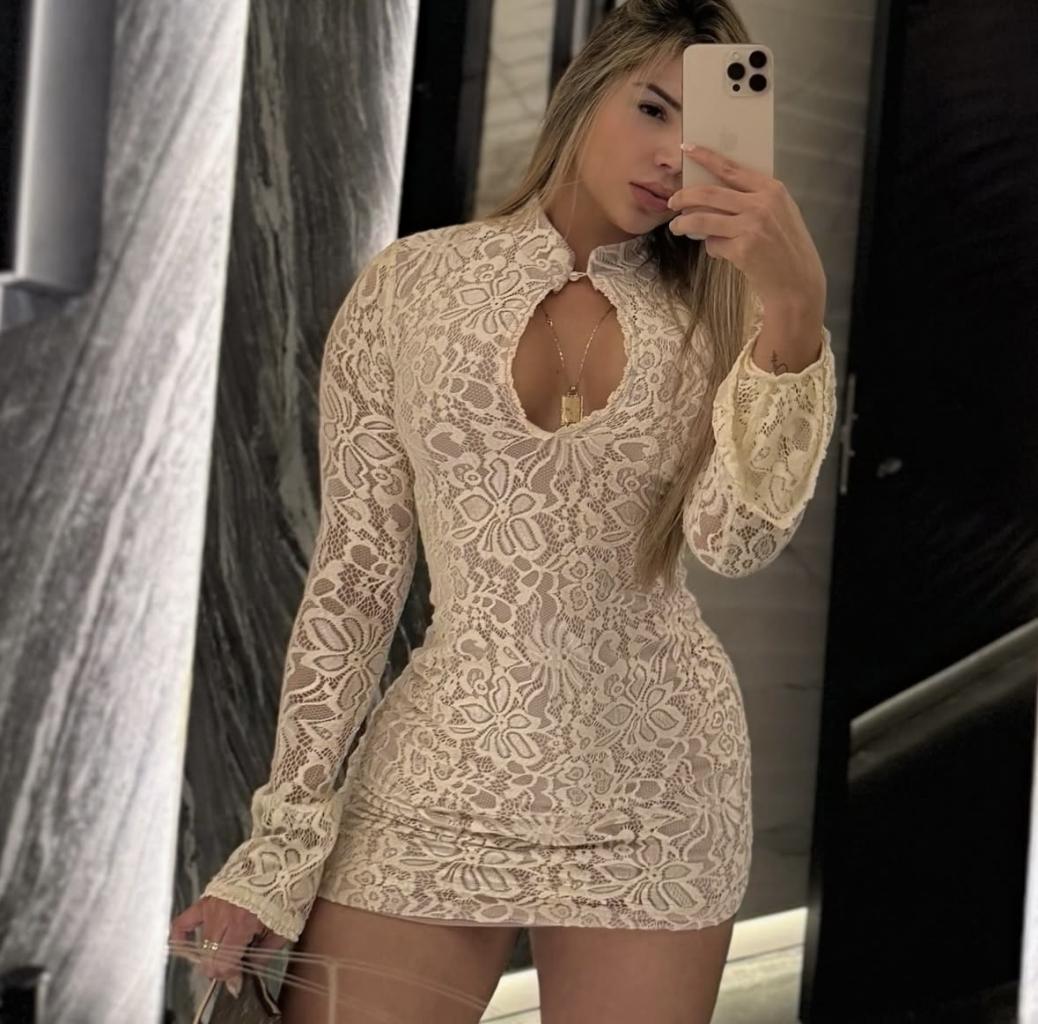 Chica busca chico en Almería: 