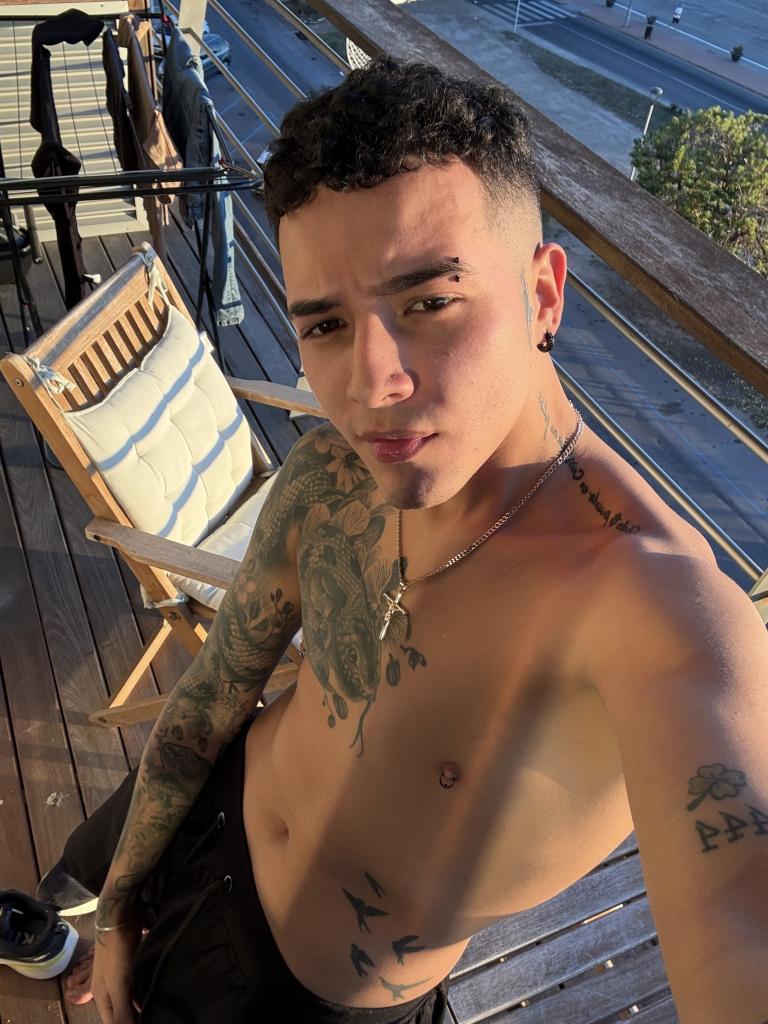 Chico busca chica en Barcelona: 